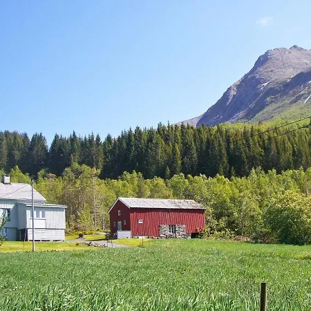 Four-bedroom Holiday In Eide Eide (More og Romsdal)