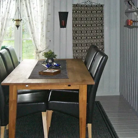 Four-bedroom Holiday In Eide Eide (More og Romsdal)