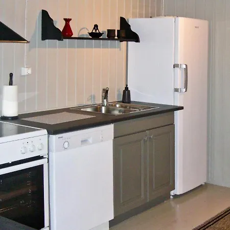 Four-bedroom Holiday In Eide Vakantiehuis Eide (More og Romsdal)