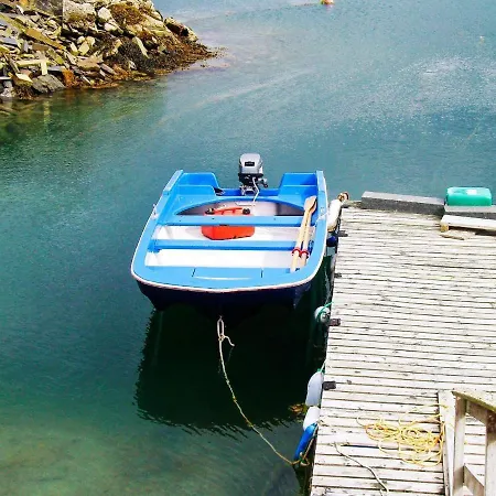 Four-bedroom Holiday In Eide *