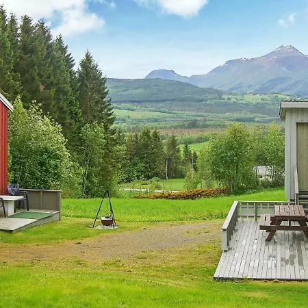 Four-bedroom Holiday In Eide Vakantiehuis